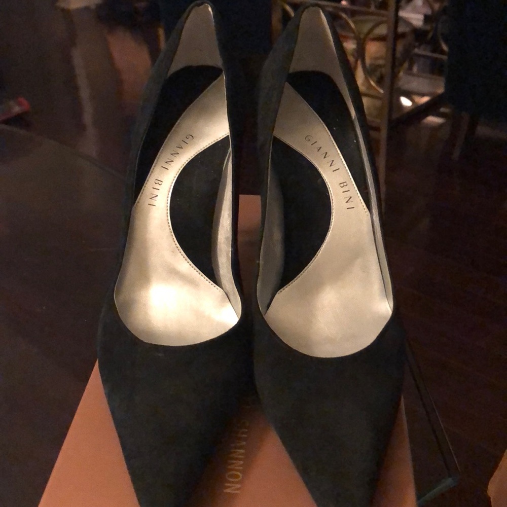 Gianni Bini Suede Black Heels